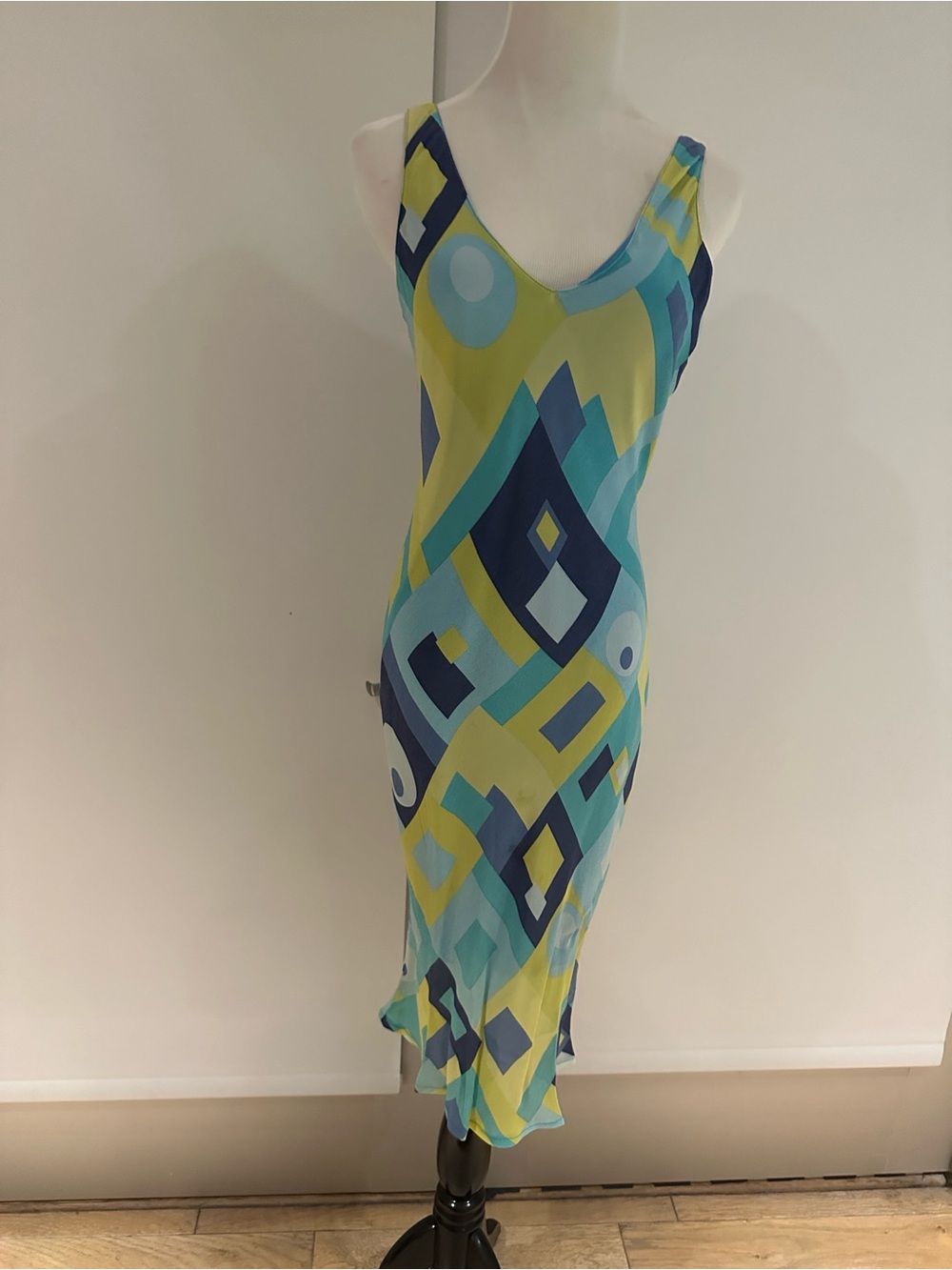 Geometric Print Sleeveless Midi Dress in Lime & Aqua